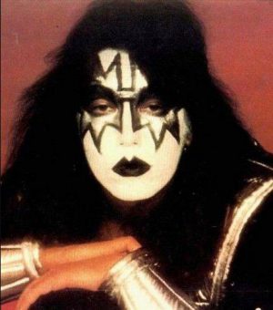 Ace Frehley Death Fact Check, Birthday & Age | Dead or Kicking