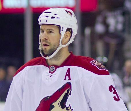 Adrian Aucoin Death Fact Check, Birthday & Age | Dead or Kicking