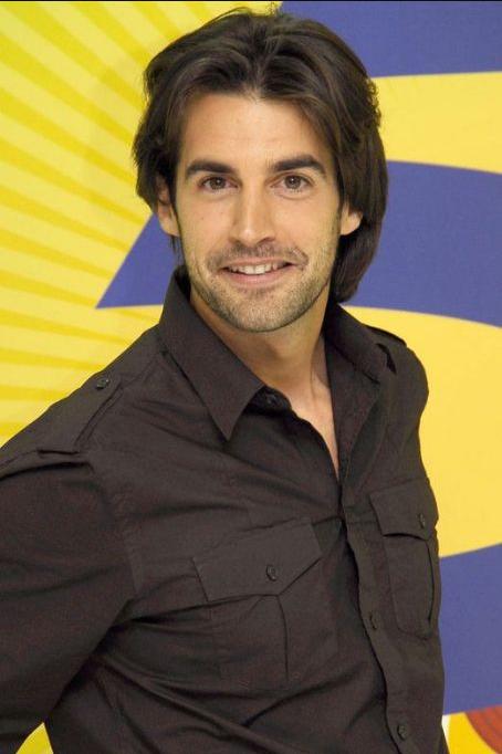 Àlex Adrover Death Fact Check, Birthday & Age Dead or Kicking