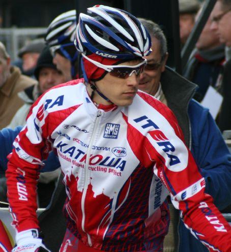 Alexander Porsev Death Fact Check, Birthday & Age Dead or Kicking