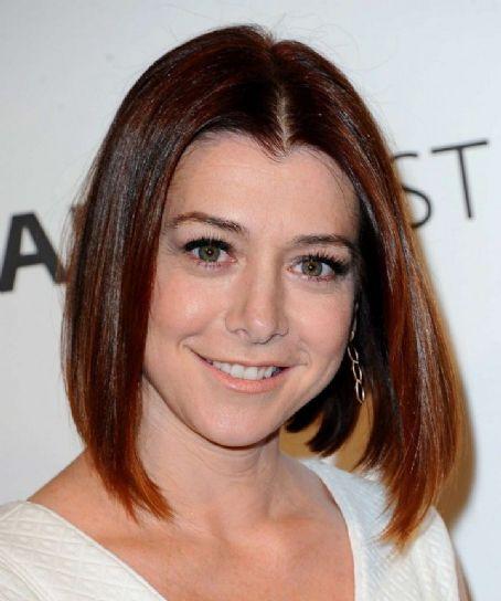 Alyson Hannigan Death Fact Check, Birthday & Age | Dead Or Kicking