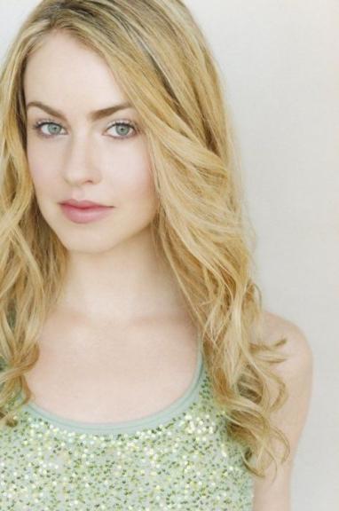 Amanda Schull Death Fact Check, Birthday & Age | Dead or Kicking