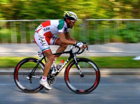 Amir Zargari Death Fact Check, Birthday & Age Dead or Kicking