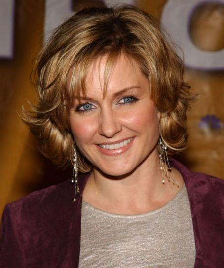 Amy Carlson Death Fact Check, Birthday & Age | Dead or Kicking