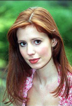 Amy Nuttall Death Fact Check, Birthday & Age | Dead or Kicking