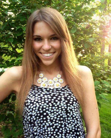 Amymarie Gaertner Death Fact Check, Birthday & Age Dead or Kicking