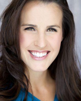 Angela Akins Death Fact Check, Birthday & Age | Dead or Kicking