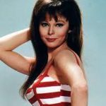 Anne Helm