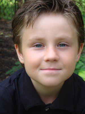 Azer Greco Death Fact Check, Birthday & Age | Dead or Kicking