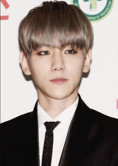 Baekhyun Death Fact Check, Birthday & Age | Dead or Kicking