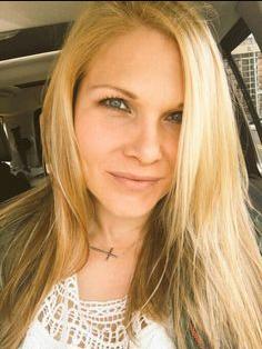 Beth Phoenix Death Fact Check, Birthday & Age | Dead or Kicking