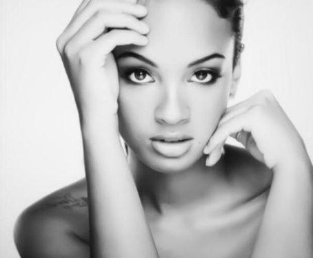 Briona Mae Death Fact Check, Birthday & Age | Dead or Kicking