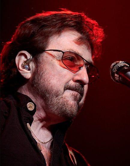 Buck Dharma Death Fact Check, Birthday & Age | Dead or Kicking