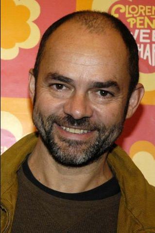 Carlos Santamaría Death Fact Check, Birthday & Age Dead or Kicking