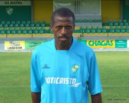 Chiquinho Carlos Death Fact Check, Birthday & Age Dead or Kicking