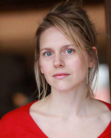 Chloé Berthier Death Fact Check, Birthday & Age | Dead or Kicking