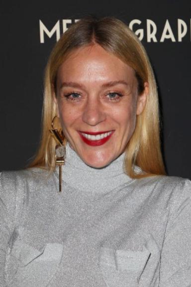 Chloë Sevigny Death Fact Check, Birthday & Age | Dead or Kicking