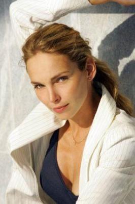 Claire Keim