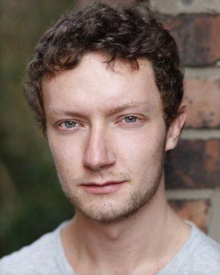 Dean Smith Death Fact Check, Birthday & Age | Dead or Kicking