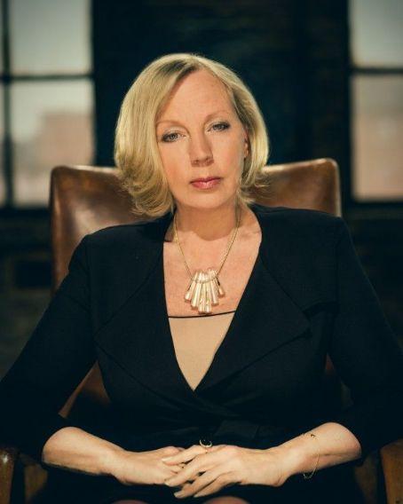 Deborah Meaden Death Fact Check, Birthday & Age | Dead or Kicking