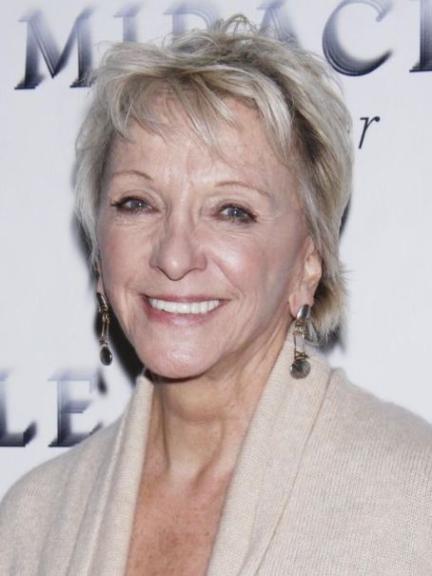 Elizabeth Franz Death Fact Check, Birthday & Age | Dead or Kicking