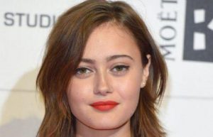 Ella Purnell Death Fact Check, Birthday & Age | Dead or Kicking