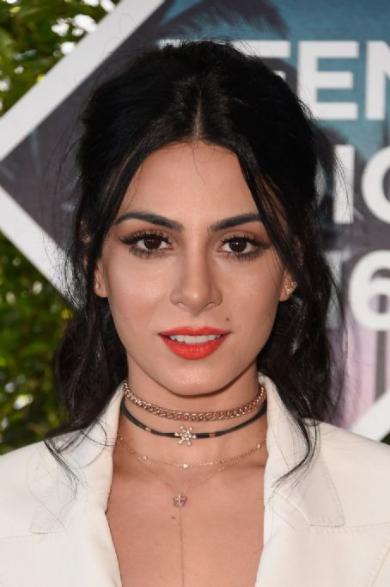 Emeraude Toubia Death Fact Check, Birthday & Age | Dead or Kicking