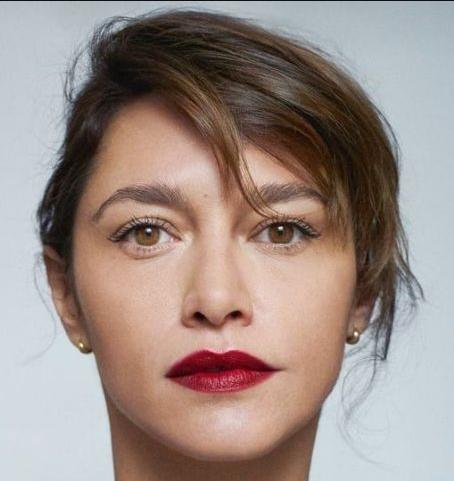 Emma de Caunes Death Fact Check, Birthday & Age | Dead or Kicking