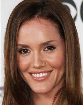 Erinn Hayes Death Fact Check, Birthday & Age | Dead or Kicking