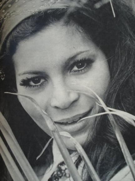 Esmeralda Barros
