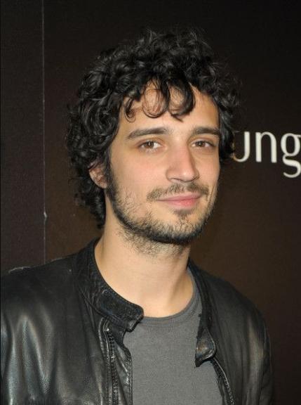 Fabrizio Moretti Death Fact Check, Birthday & Age | Dead or Kicking