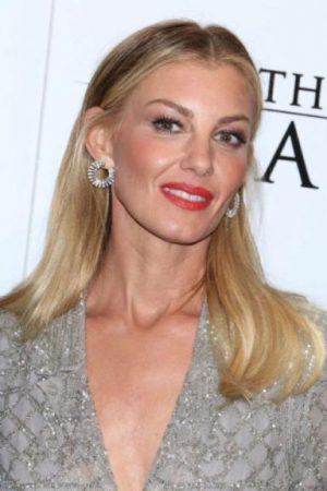 Faith Hill Death Fact Check, Birthday & Age | Dead or Kicking
