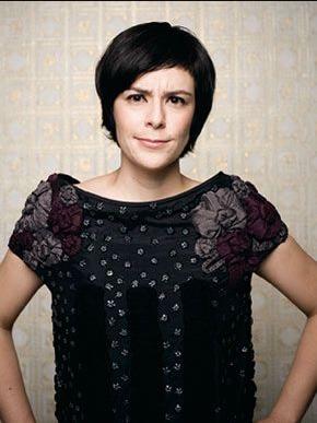 Fernanda Takai Death Fact Check, Birthday & Age | Dead or Kicking