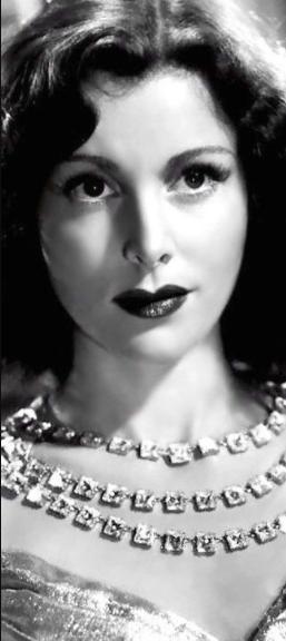 Frances Dee
