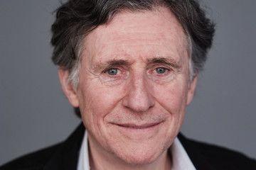 Gabriel Byrne Death Fact Check, Birthday & Age | Dead or Kicking