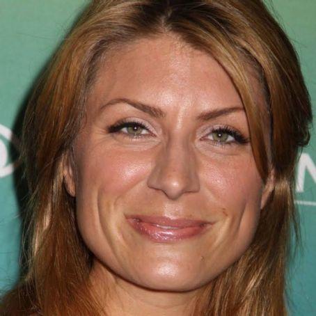 Genevieve Gorder Death Fact Check, Birthday & Age | Dead or Kicking