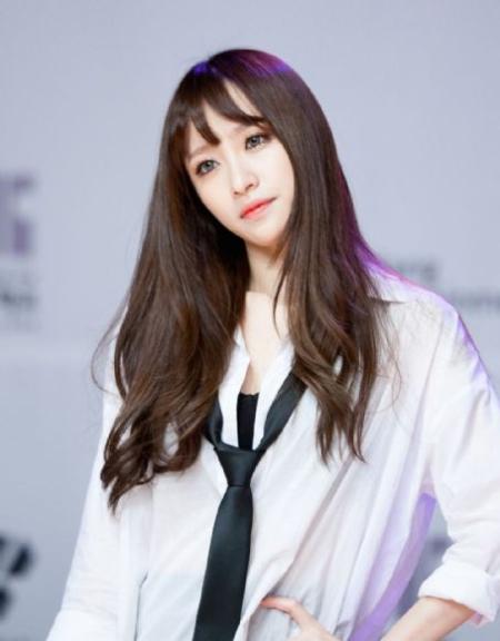Hani (singer)