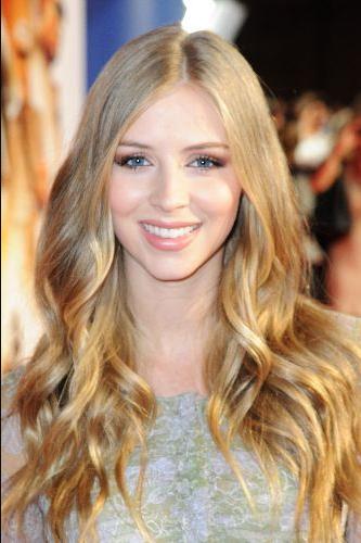 Hermione Corfield Death Fact Check, Birthday & Age | Dead or Kicking