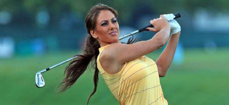 Holly Sonders Death Fact Check, Birthday & Age | Dead or Kicking