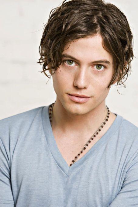 Jackson Rathbone Death Fact Check, Birthday & Age | Dead or Kicking