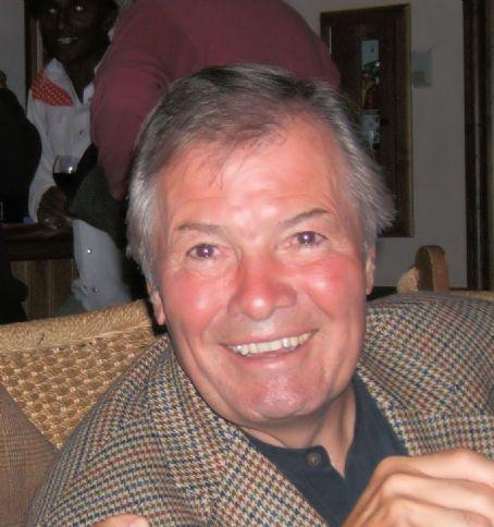 Jacques Pepin Death Fact Check, Birthday & Age | Dead or Kicking