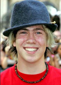 James Bourne Death Fact Check, Birthday & Age | Dead or Kicking