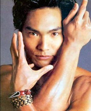 Next photo of Jason Scott Lee