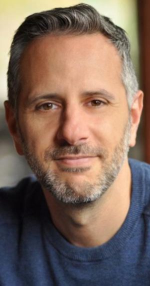 Jeffrey Schwarz Death Fact Check, Birthday & Age | Dead or Kicking