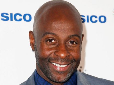 Jerry Rice Death Fact Check, Birthday & Age | Dead or Kicking