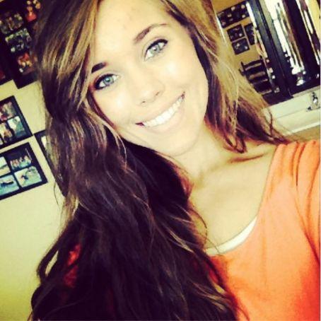 Jessa Duggar Death Fact Check, Birthday & Age | Dead or Kicking