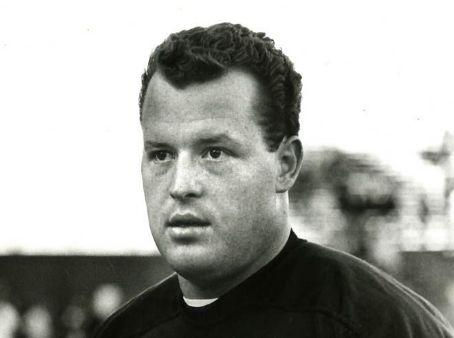 Jim Weatherwax Death Fact Check, Birthday & Age Dead or Kicking