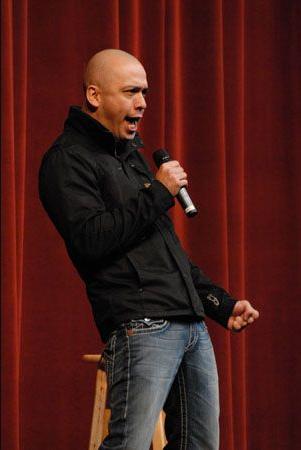 Jo Koy Death Fact Check, Birthday & Age | Dead or Kicking