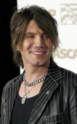 Johnny Rzeznik Death Fact Check, Birthday & Age | Dead or Kicking