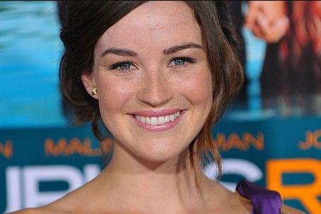 Jonna Walsh Death Fact Check, Birthday & Age | Dead or Kicking